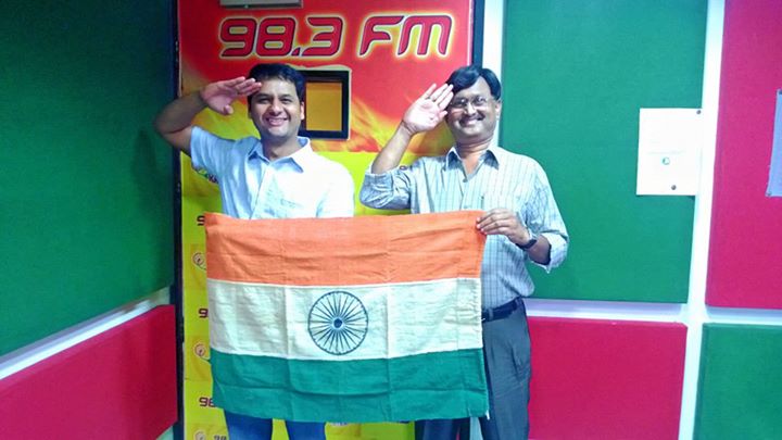 RJ Dhvanit, Best RJ in Gujarat, Radio Mirchi