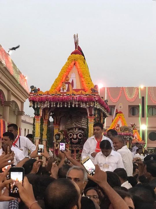 :: જય રણછોડ :: 

#RathYatra2017 #RathYatra #Ahmedabad