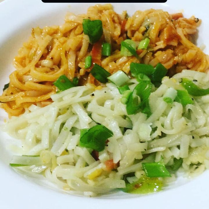 Pan Fried Rice Noodles by Chef Dhvanit.. 

બહુ ટુકડા-ટુકડા થઈ ગયા! 🤣