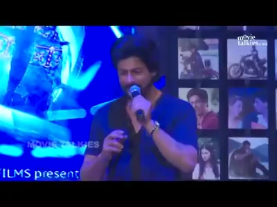 When #shahrukhkhan recited the famous #raees dialogue with me at the Fan Trailer Launch

#srk #throwback #throwbackthursday