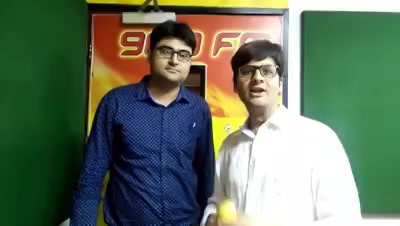 Dr. Jay Dave, Winner of 100 boxes of #mangoes was with me in the studio today Morning. 

#mangoyathango #mango #amdavad