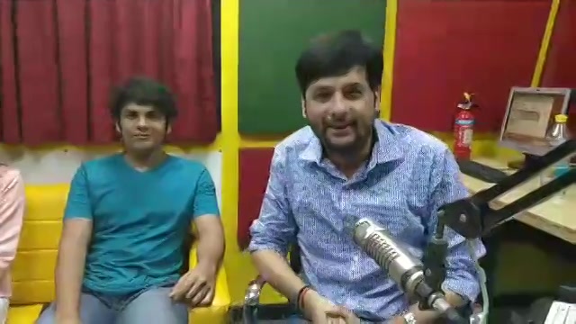 Papa tamne nai samjai starcast! 

#gujaratifilm #facebooklive #tapu