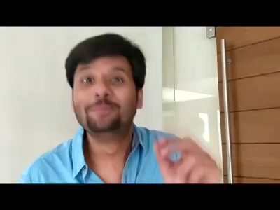 મેં ફોડà«àª¯àª¾ àªà«€àª‚ત àªàª¡àª¾àª•ા... 
ઠપણ Mirchi Office માં... 
PopUp PopUp!
#diwali #diwali2017 #popup