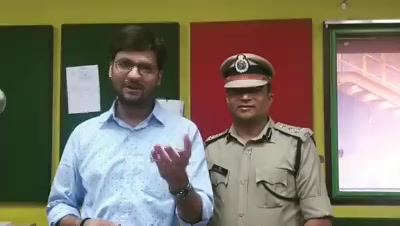 Any problems related to traffic? DM me and the joint commissioner of Police, Ashokkumar Yadav will try to resolve it!

#ahmedabad #traffic #parking #police