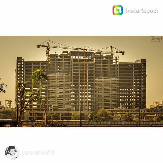 @ikaranshah775 shared this image of the new VS Hospital coming up!

#iloveamdavad #amdavad #ahmedabad