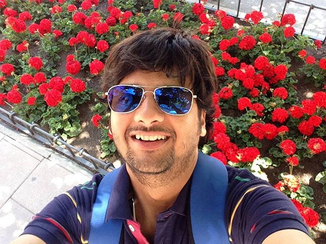 RJ Dhvanit,  Amdavad!, flowers, spain, barcelona, eurotrip, travel, traveldairies, eurotrip2016, latergram, latepost, goodmorning, ahmedabad