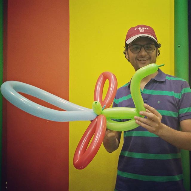 Learnt #balloon #crafting today! Made this #peacock from #balloons.. #craft #fun #flashbackfridays #peacocks #monsoon #comesoon