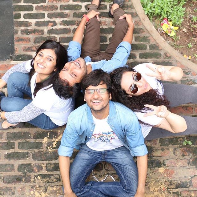 #throwback to #mirchirainbowrun photoshoot

@rjnehal @rj_ekta @ruhaanmanduri25293 
#poster #picoftheday