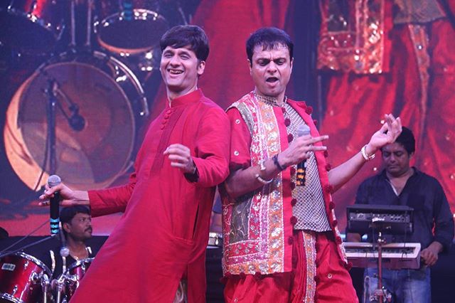 #throwback to #navratri with Devang Patel. 
#throwbackthursday #tbt #mirchirockndhol #navratri2016