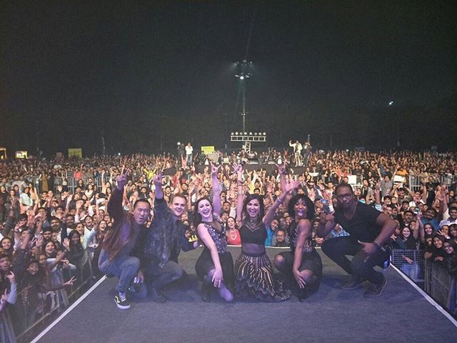 #vidyavox rocked #ahmedabad last night with her #kuthufire

@vidyavox #concert #amdavad #mirchilive