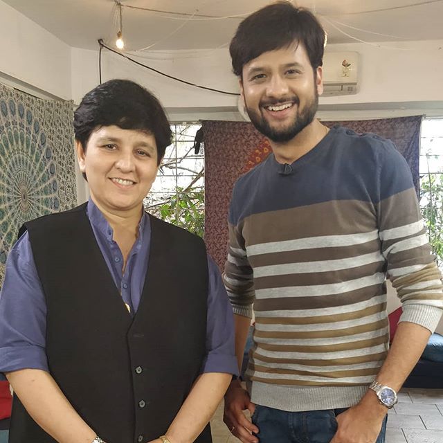 Happy birthday to the dandiya queen @falgunipathak12

#happybirthday #falgunipathak #dandiya #queen #garba #gujaratipride