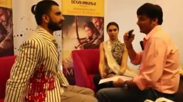 #BajiraoMastani with #Dhvanit #Dilwale - video part 2 (ranveer singing for deepu)

#bajiraomastanion18thdec #bajiraomastanidec18 #ranveersingh #deepikapadukone 
@ranveersingh @deepikapadukone