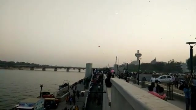 #kite fever at #riverfront

#showcaseuttarayan #uttarayan #uttarayan2016 #sunset #sunsets #sunset_madness