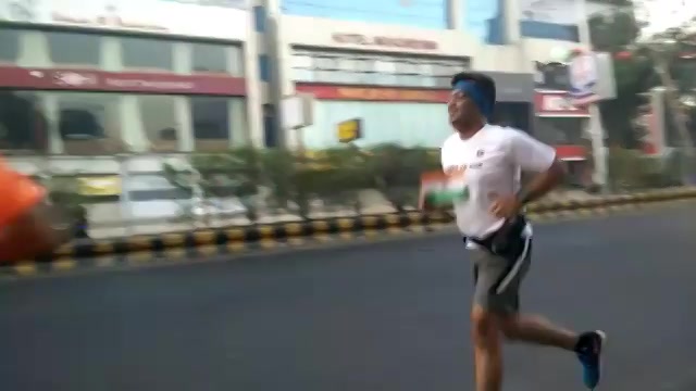 #Morning #runners with an Indian Flag on Republic Day!

#patriotic #indianflag