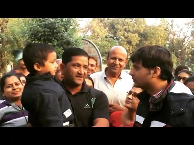 This kiddo came to meet me to tell me something special.. Watch the video to find out! 
#adhm #iloveamdavad #karanjohar