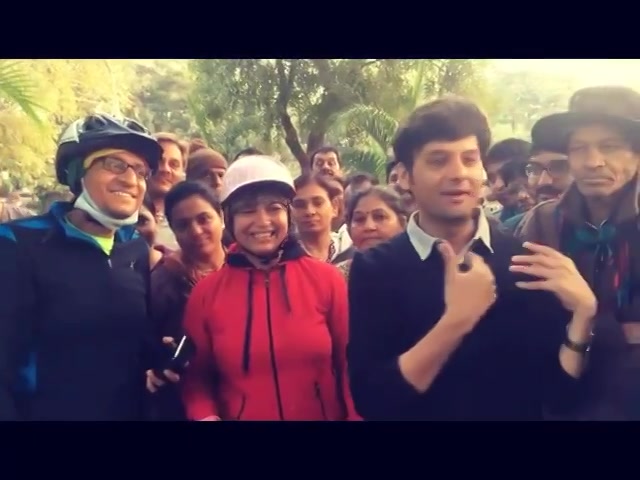 A married #couple that does #cycling together everyday!

Watch full video on my FB page.

#ahmedabad #iloveamdavad