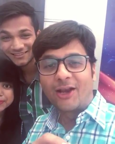 #Baahubali જોઈને બહાર નીકળà«àª¯à«‹ તો આ લોકોઠમારા નામની શરત લગાવેલી!