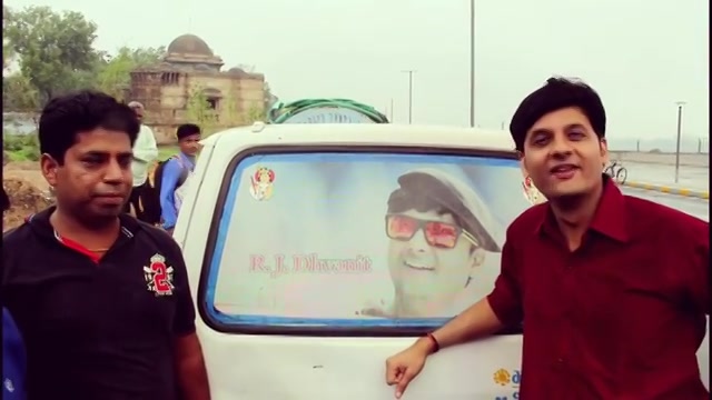 Finally met the man who owns this car! 
#rjdhvanit #dhvanit #morningmantra