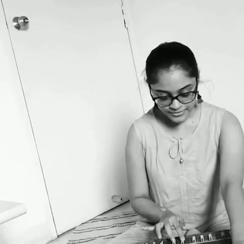 Thank you so much Vaibhavi for sharing this video from bangalore. It is melodious!

#fanvideo #chhokri #harmonium #music #vitaminshe #gujaratifilm #28thJuly