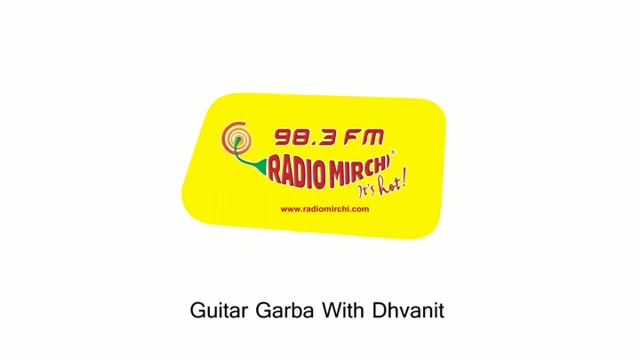 Watch the full Guitar Garba video on my Facebook page: Dhvanit 
#guitargarba #unplugged #navratri #navratri2017 #mirchirockndhol