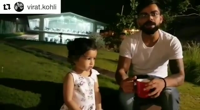 Such a cute video of @mahi7781 daughter Ziva & @virat.kohli It made my day 😀