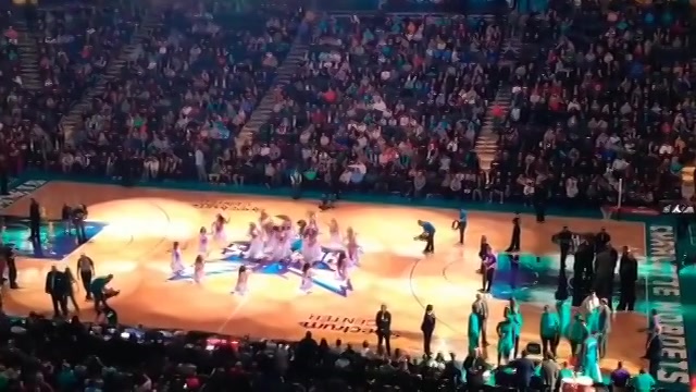 Cheerleaders dancing on #ghoomar at a NBA game

#cheerleaders #nba #padmavat #padmavati #padmaavat