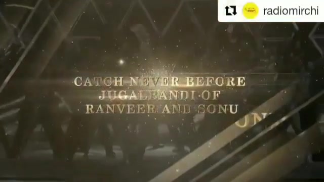 Ranveer Singh and Sonu Nigam sing along together..
17th March on @zeetv at 8pm

#akhaindiadekhega #pepsimirchimusicawards #music #mma #ranveersingh #sonunigam @ranveersingh @sonunigamofficial