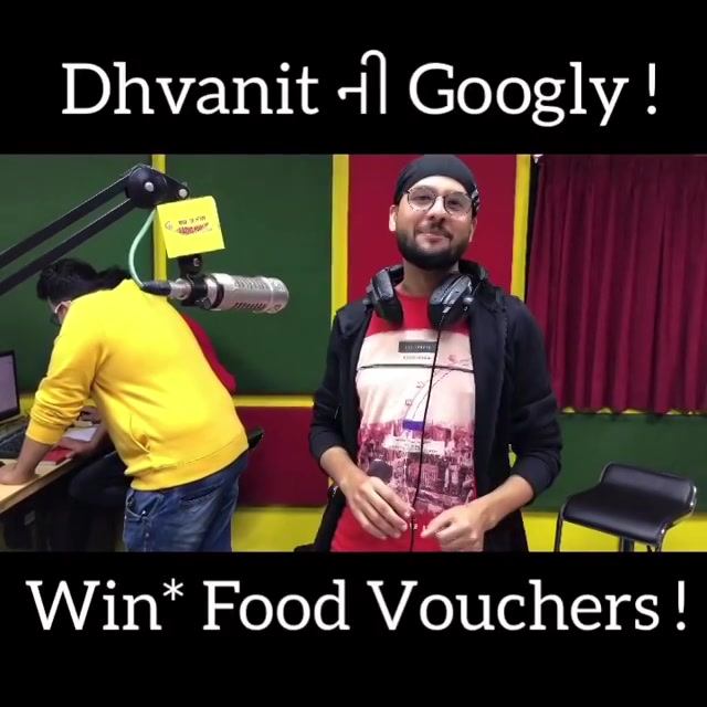 આ Season માં શું ના ખવાય ?
Dhvanit ની આજની Googly નો Answer આપો અને જીતો* Free Food Vouchers ! The purpose of this Googly is to make you aware of wrong food habits! 
#googly #dhvanit #rjdhavnit #marriage #wedding #weddingseason #winterfood #summerfood #winterfood