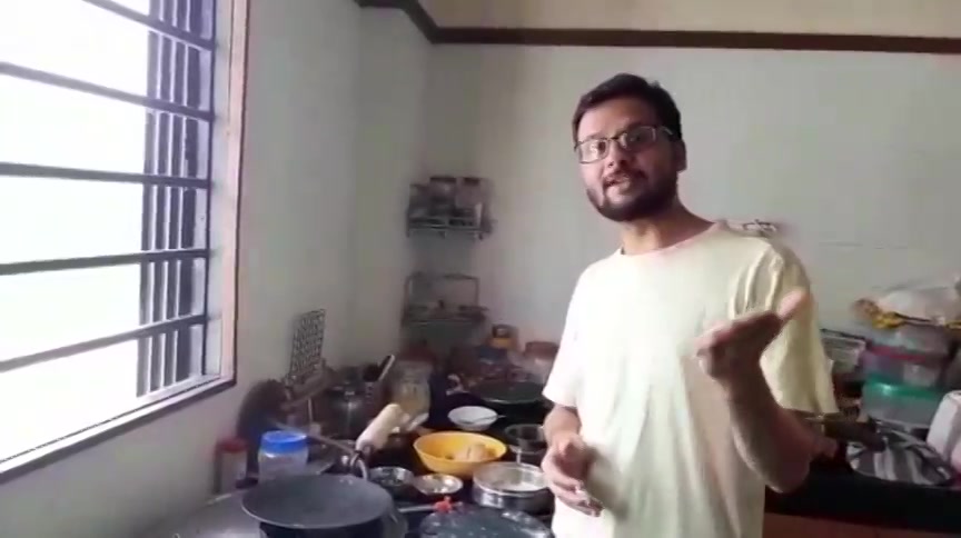 Pavbhaji wala Pao nahin tha to Naan Banaya! None other than Garlic Naan! @sanjeevkapoor