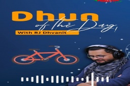 Dhun of the Day with Dhvanit : Songs on a cycle.

#dhunoftheday #dhun  #cycle #bollywood #rjdhvanit #dhvanit #radiomirchi #mirchigujarati #fyp #radio #mirchi #songoftheday