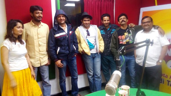 RT @PolamPolMovie: #PolamPol team at @Mirchi983FM in #Ahmedabad interacting with @RjDhvanit! #PolamPolOn12Feb https://t.co/47G33RS2J9