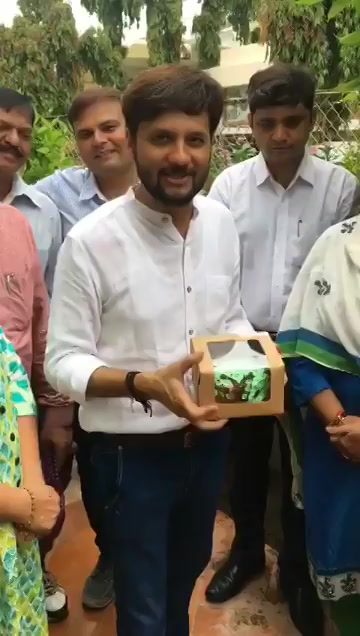 What better then starting Mirchi Tree Idiot Season 3 plantation with @bijalpatelmayor in Paldi Vasna. Watch full video here: https://t.co/oUlKqfCkAk
Thank you for your support as always @AmdavadAMC https://t.co/IKVjC99eWZ