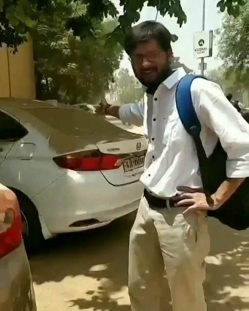 When I came out of the office today afternoon.. #car #dust @AhmedabadAMC https://t.co/aAPScdQcjN