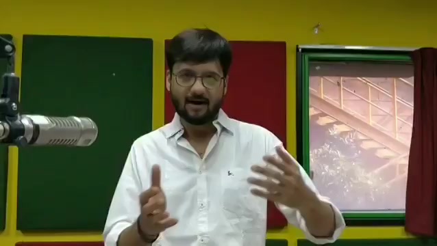 #appraisal પર આજનો #googly સવાલ!

#dhvanitnigoogly #googlysawaal #dhvanit #vitaminD #morningdose https://t.co/g8pSiwVxYN